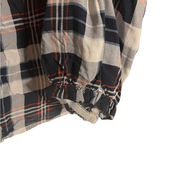 Plaid Blouse - Picture 5 of 5